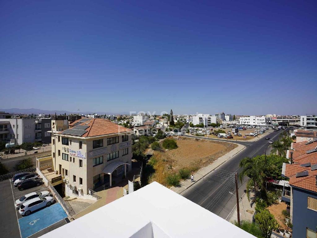 Spacious two bed top floor apartment with roof garden in Strovolos-Nicosia