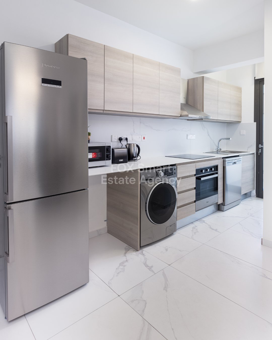 Two bedroom apartment for rent, Larnaka center.