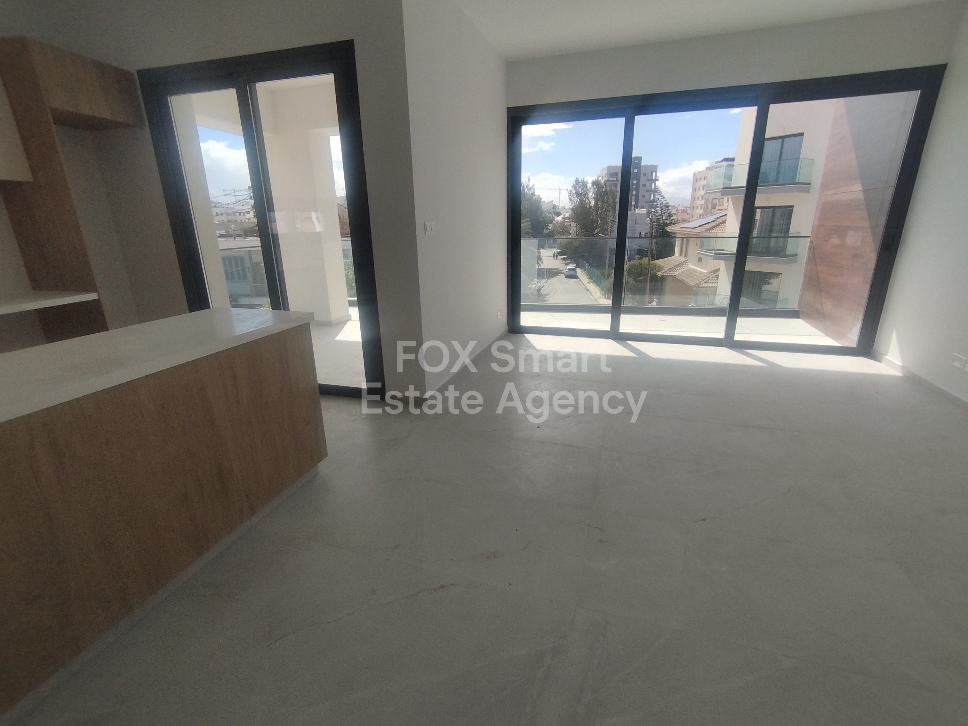 Apartment in Agios Dometios - Image 3