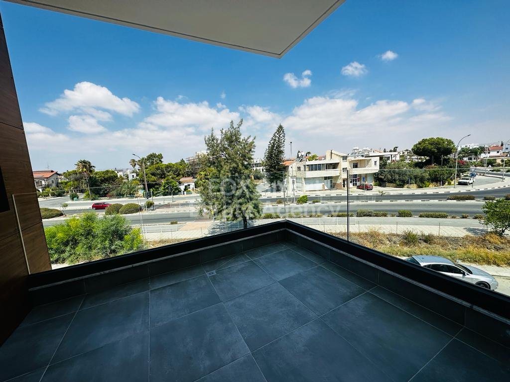 Modern 2-Bedroom Apartment for Rent in Livadia