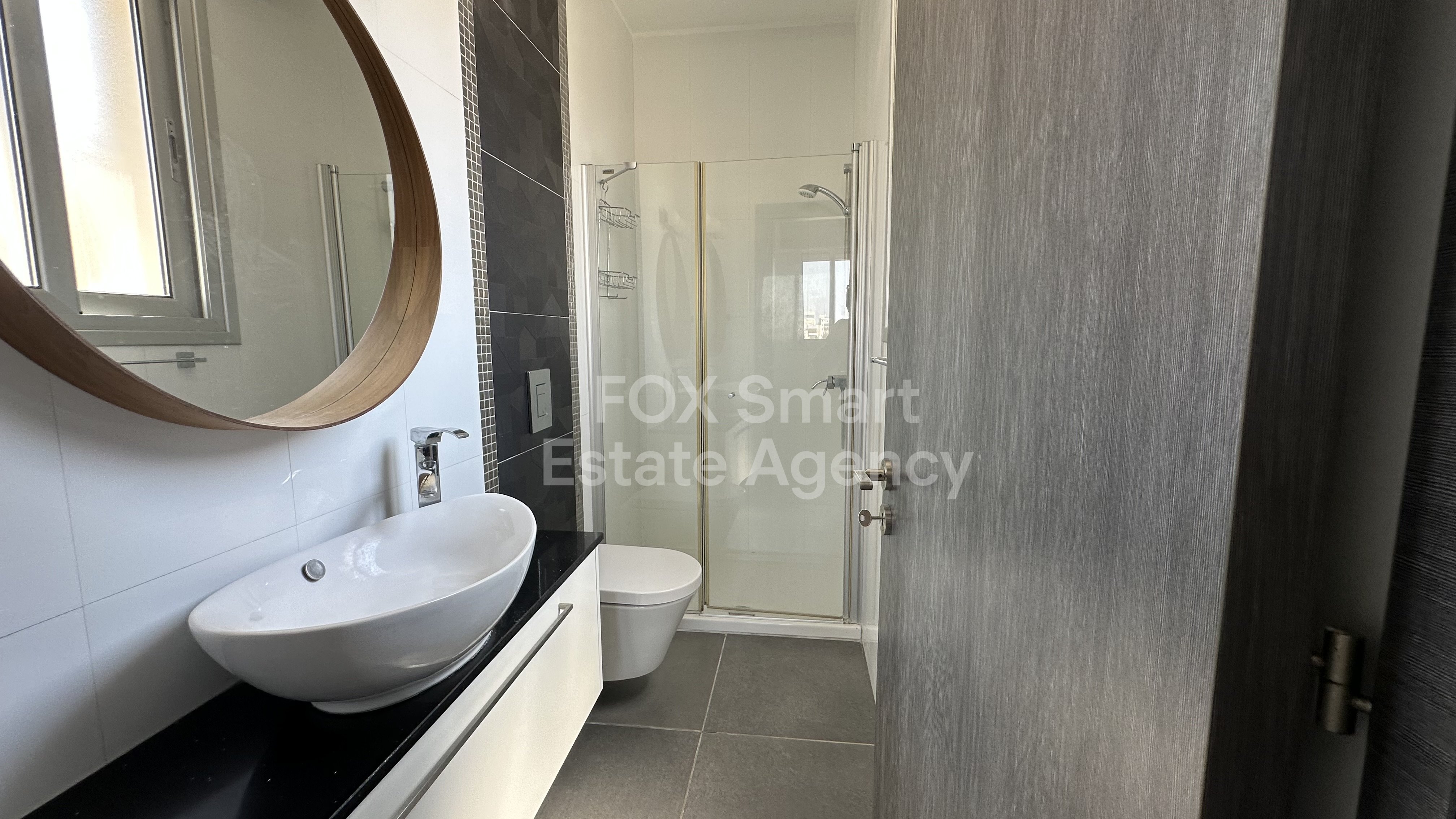 Modern Two Bedroom Apartment in Strovolos