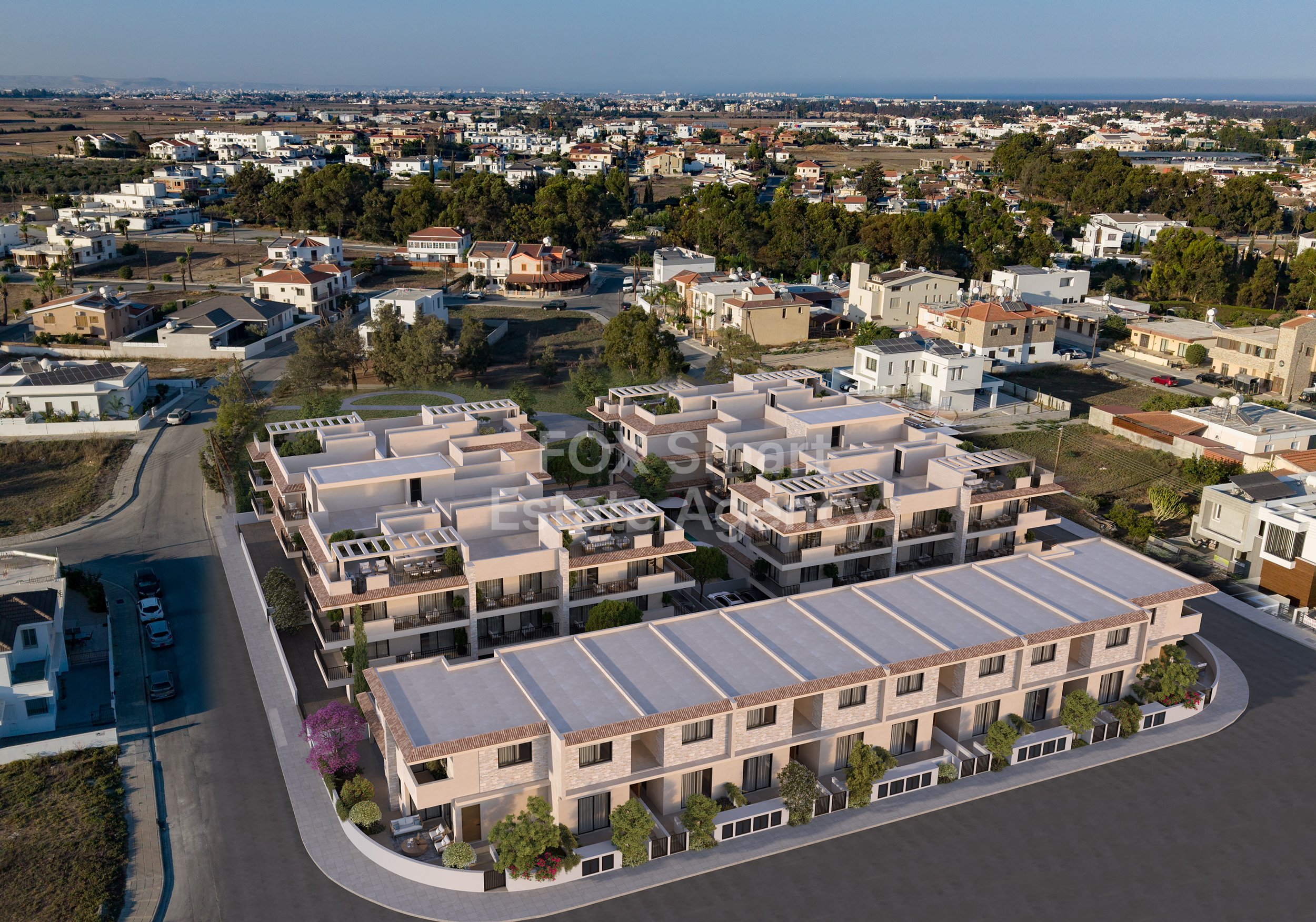 Elegant 2-Bed Penthouse Apartment with Private Rooftop Terrace & Resort Amenities