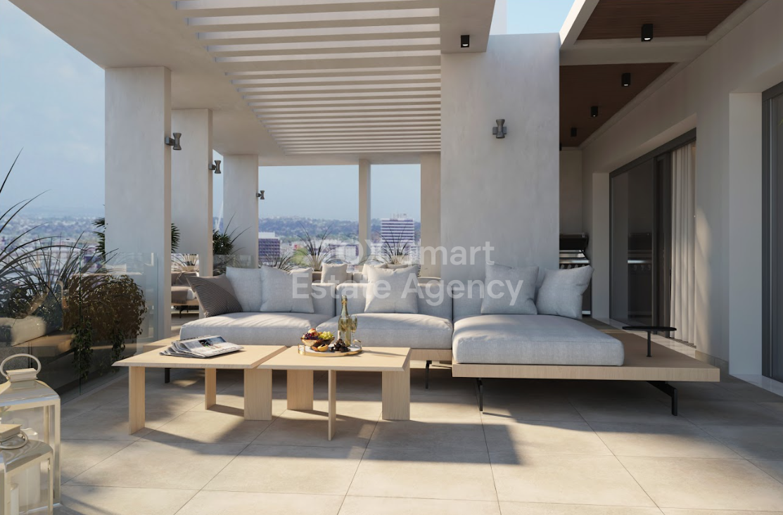 Apartment in Larnaca Marina - view 1