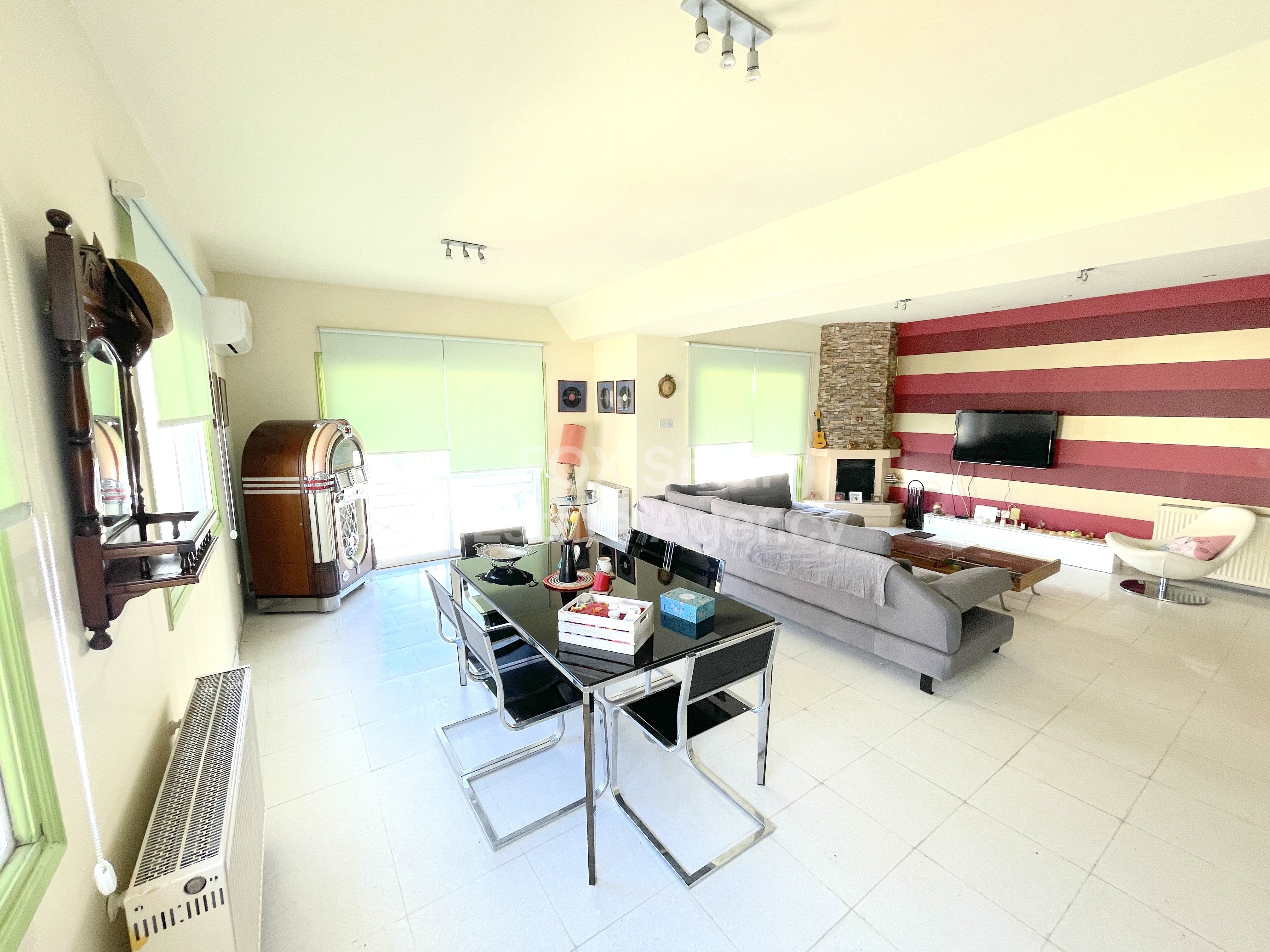 Prime Urban Retreat: Stylish Living in Heart of Aglantzia