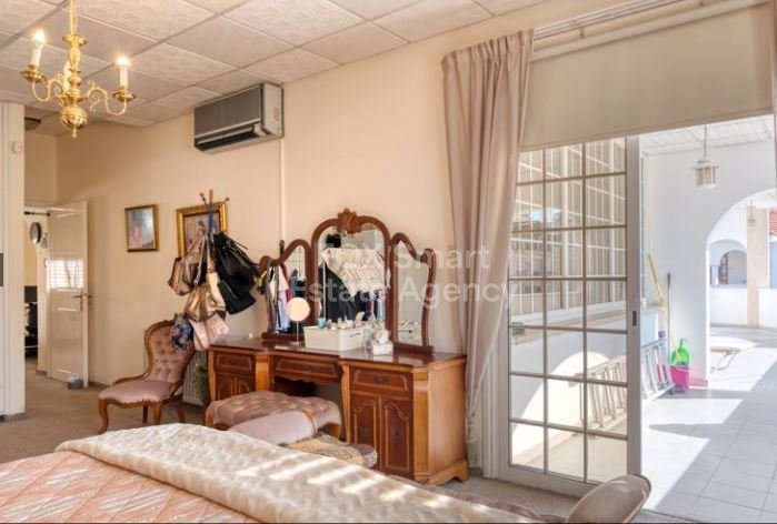 Property 28