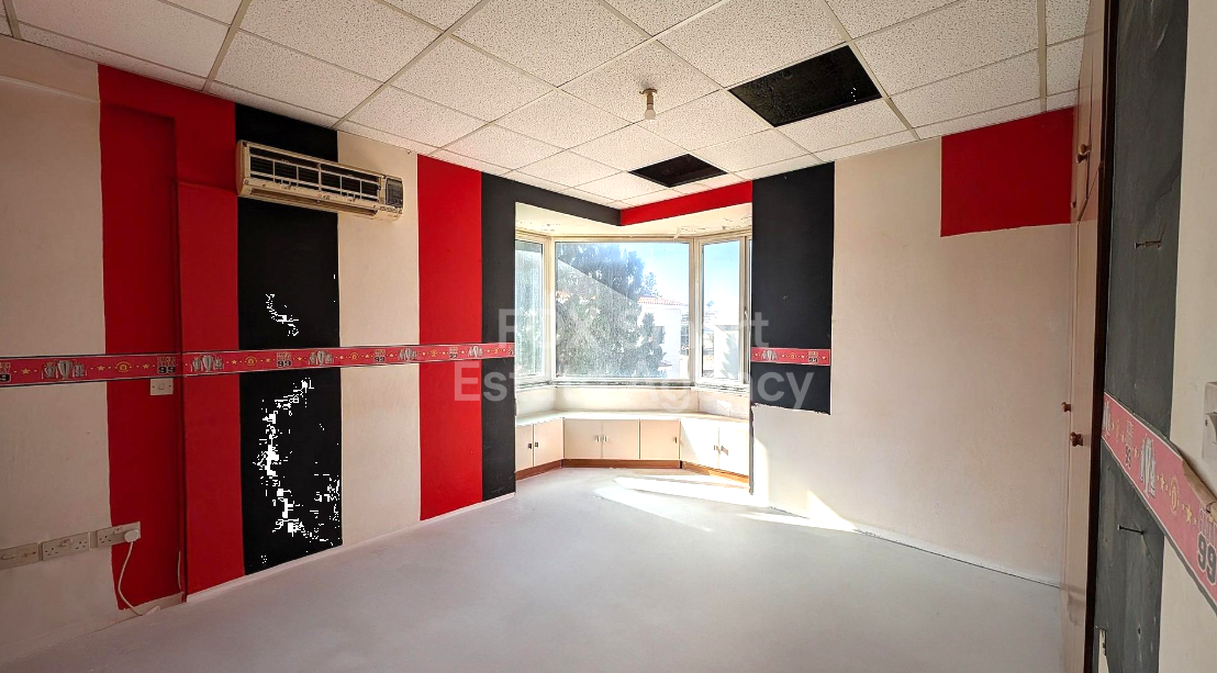 Four bedroom house for sale, Aradippou.