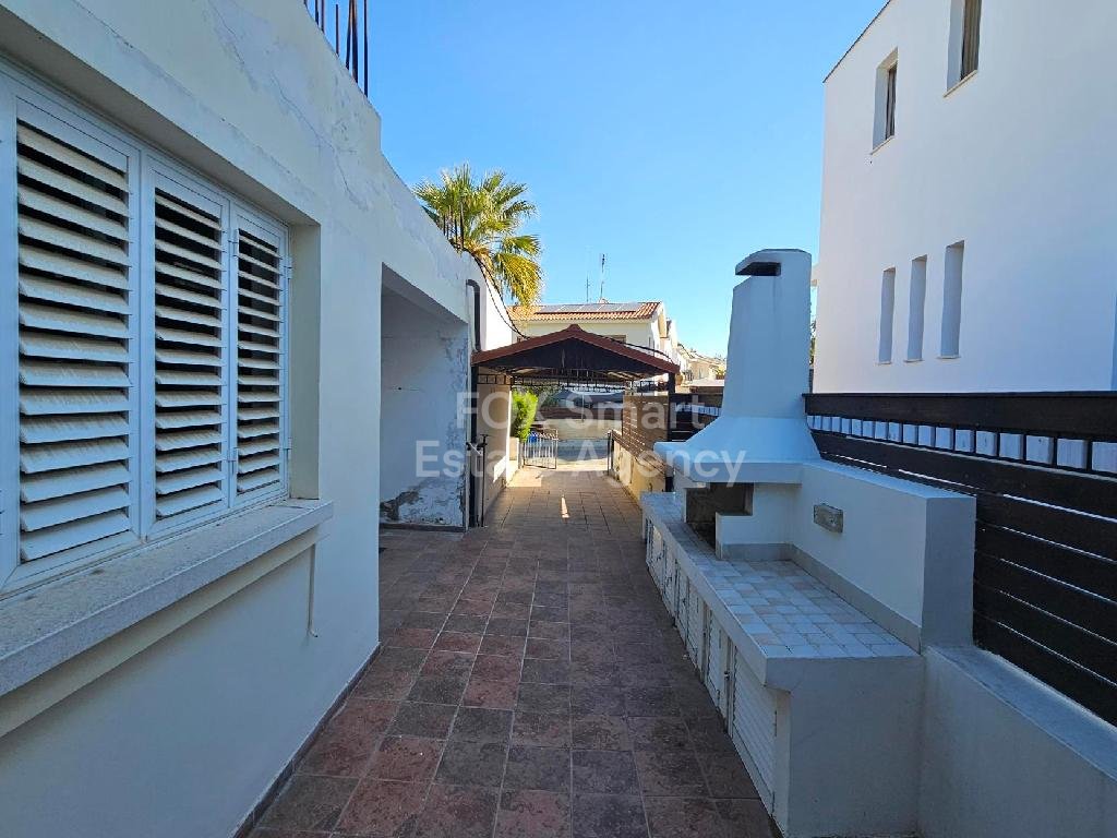 Two semidetached houses plus large basement area in Egkomi, Nicosia for sale