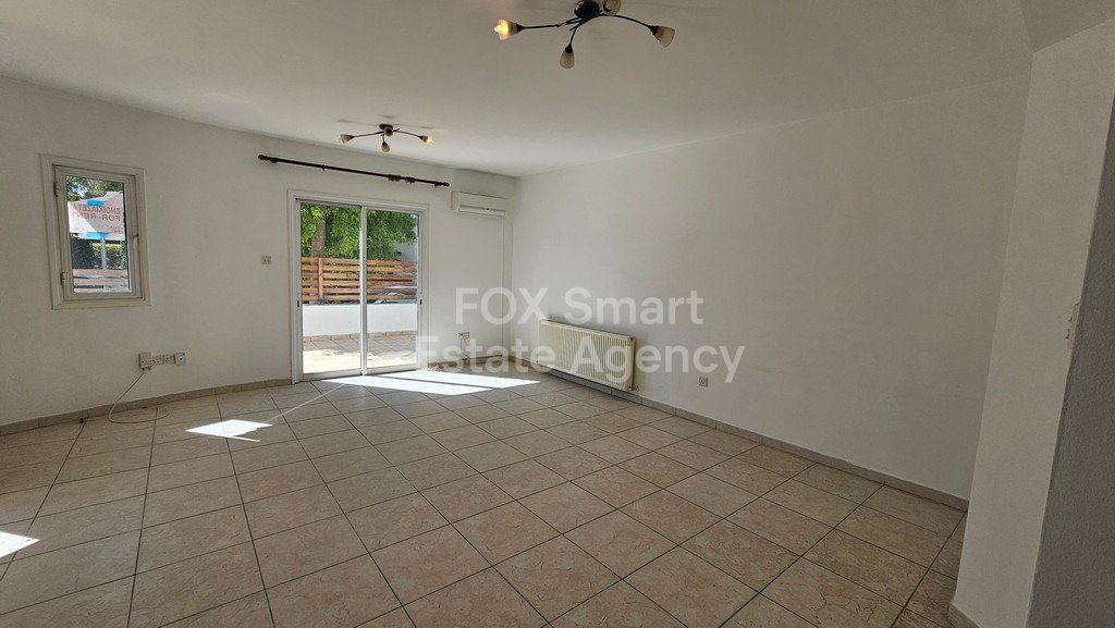 Beautiful Three bedrooms Ground apartment with a private entrance