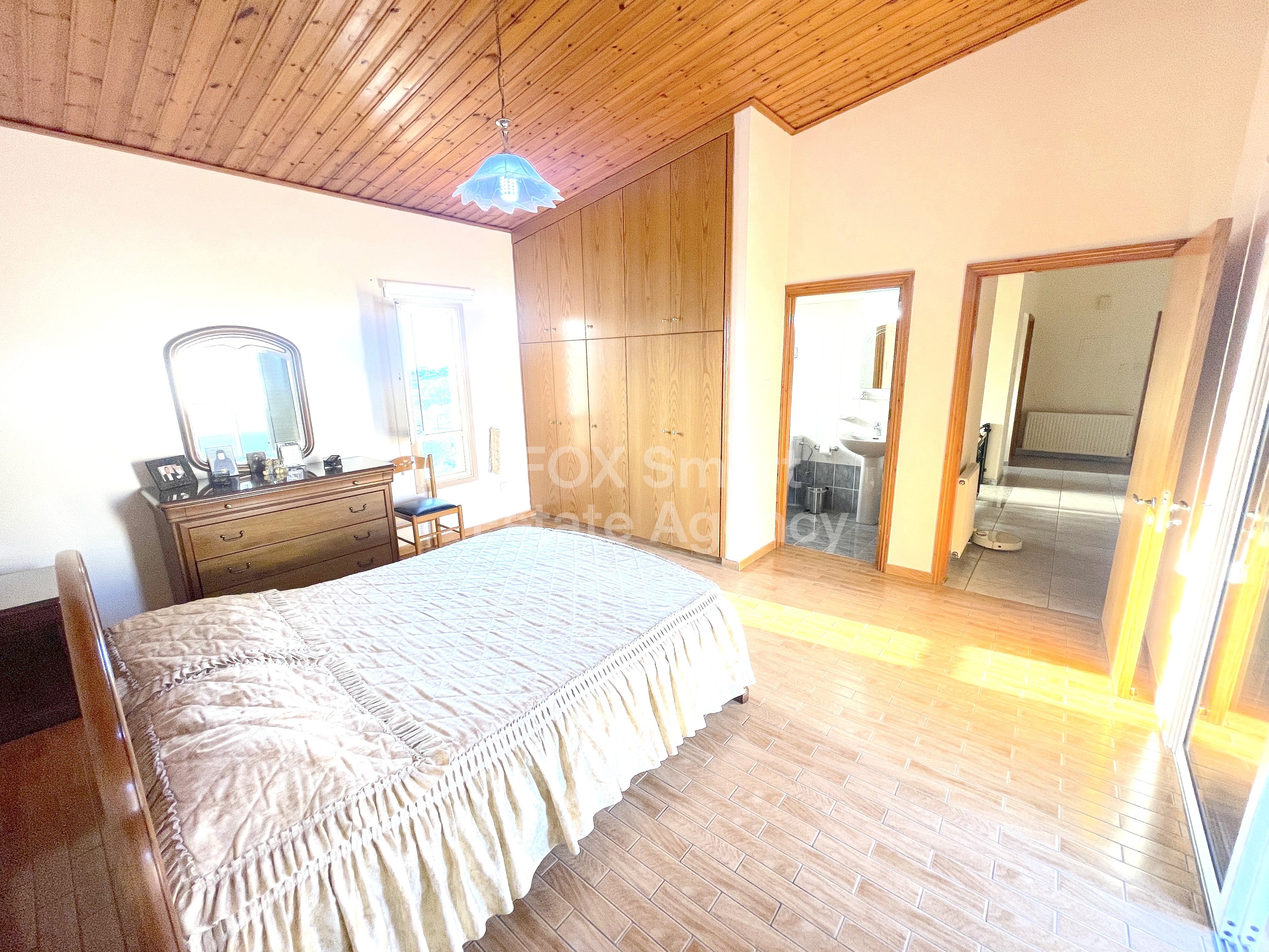 Experience Elevated Living: Where Comfort Meets Scenic Splendor