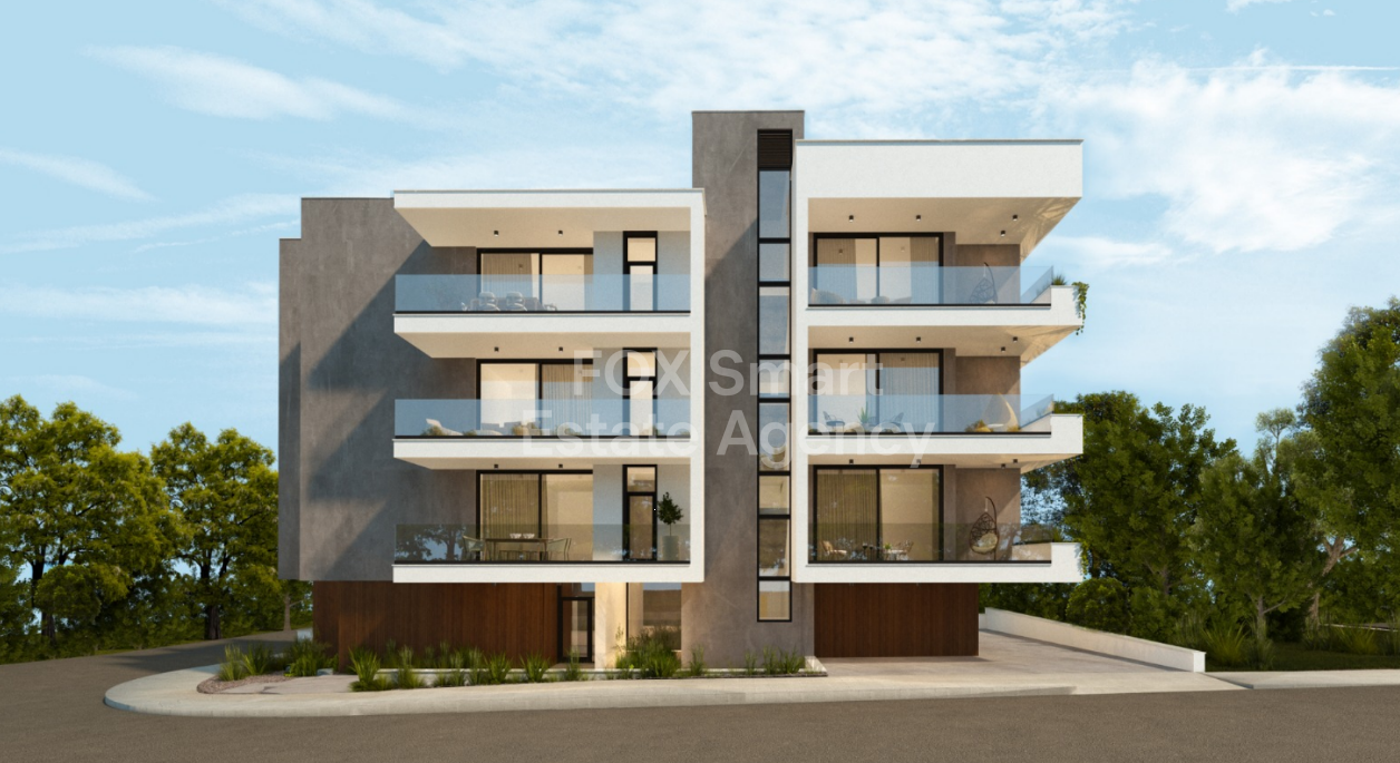 One bedroom apartment for sale, Mall area.