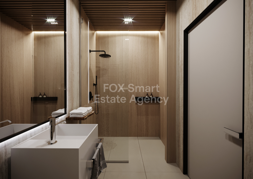 Resort-Style Two-Bedroom Townhouse Overlooking Pool & Gardens