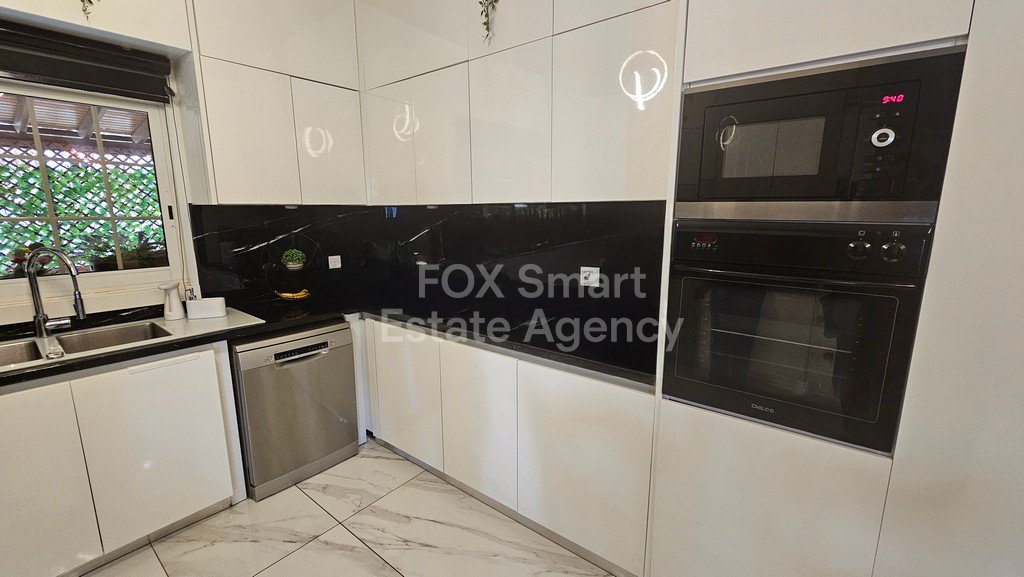 4-Bedroom House for Sale in Palouriotissa