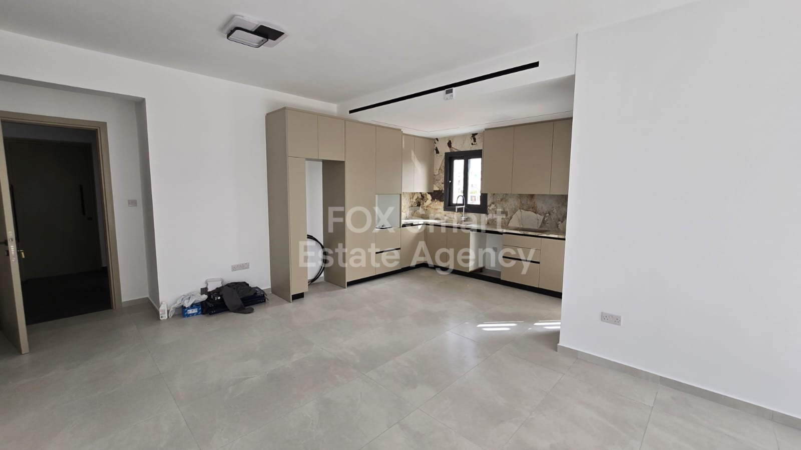 Apartment in Limassol - Image 2