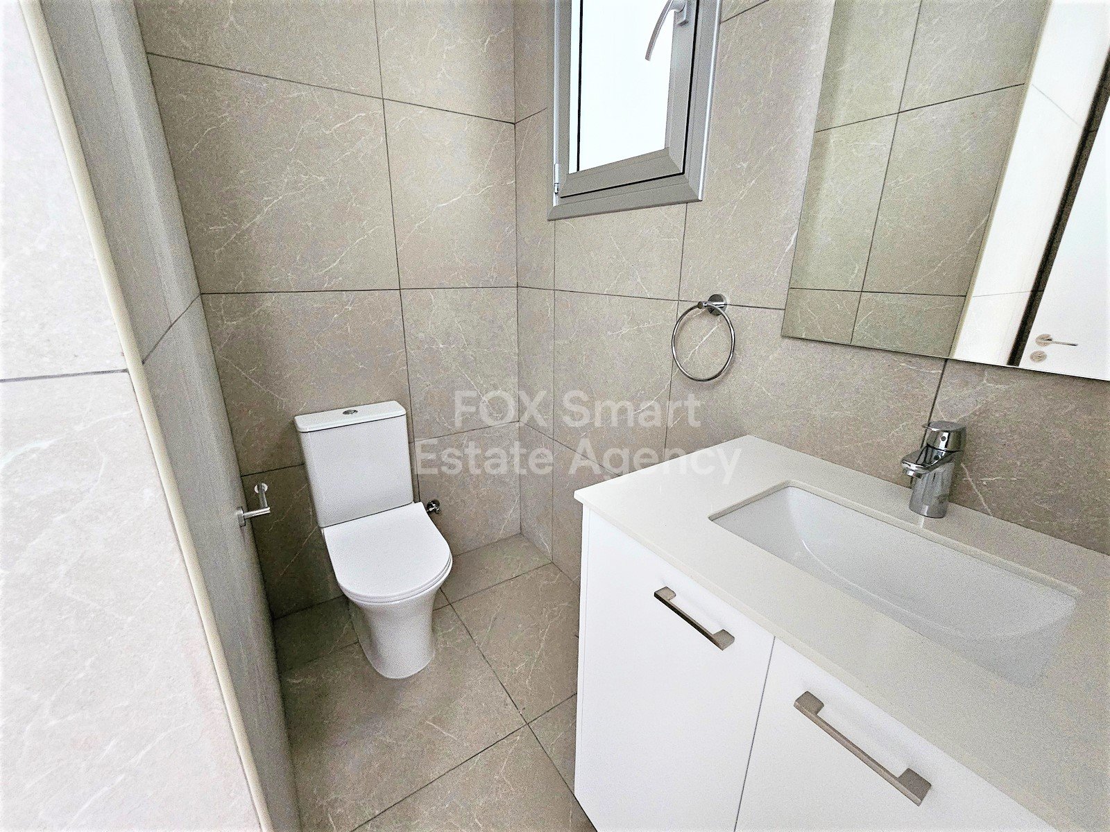 For rent: a 3-bedroom apartment in Dasoupolis with a 3KW photovoltaic system for energy efficiency.