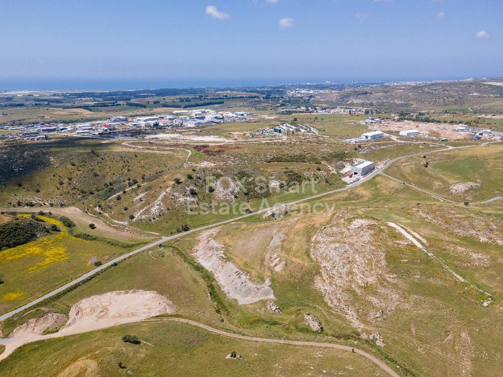 Land in Anarita - Image 3