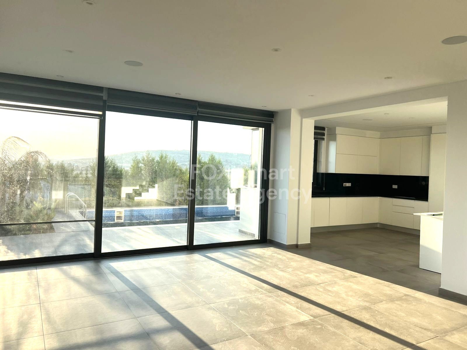 House in Oroklini - Image 2