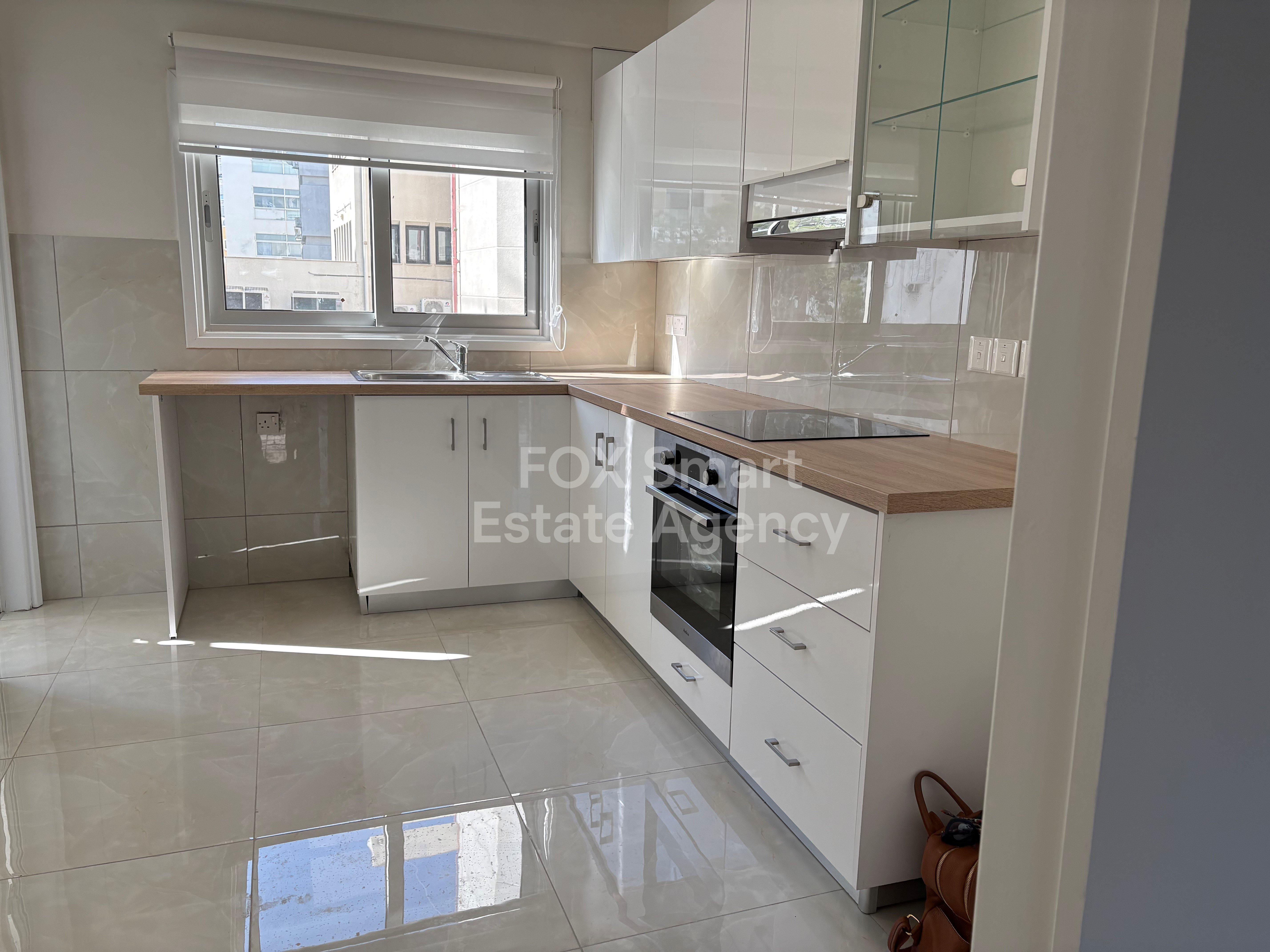 One bedroom apartment for rent in Agioi Omologites
