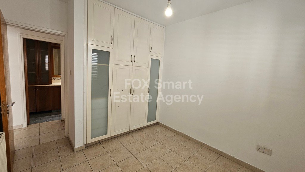 Beautiful Three bedrooms Ground apartment with a private entrance