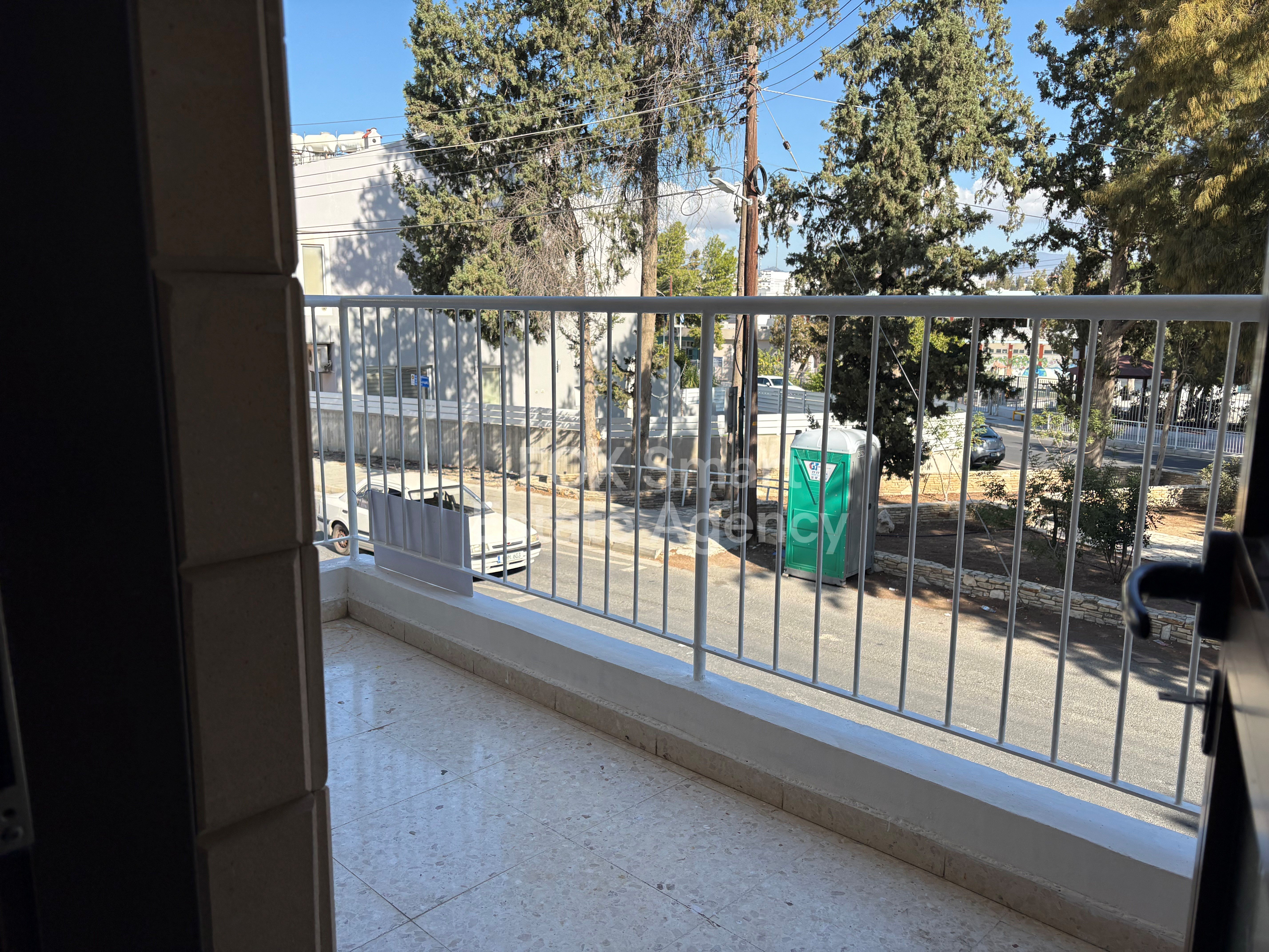 Fully Furnished Renovated 3-Bedroom Apartment for Rent – Aglantzia