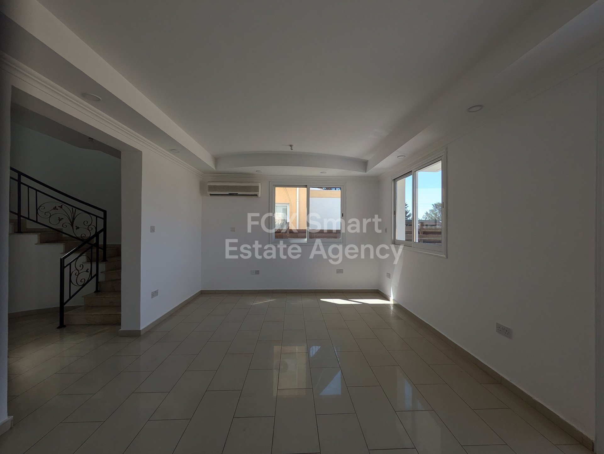 House in Chlorakas - view 1