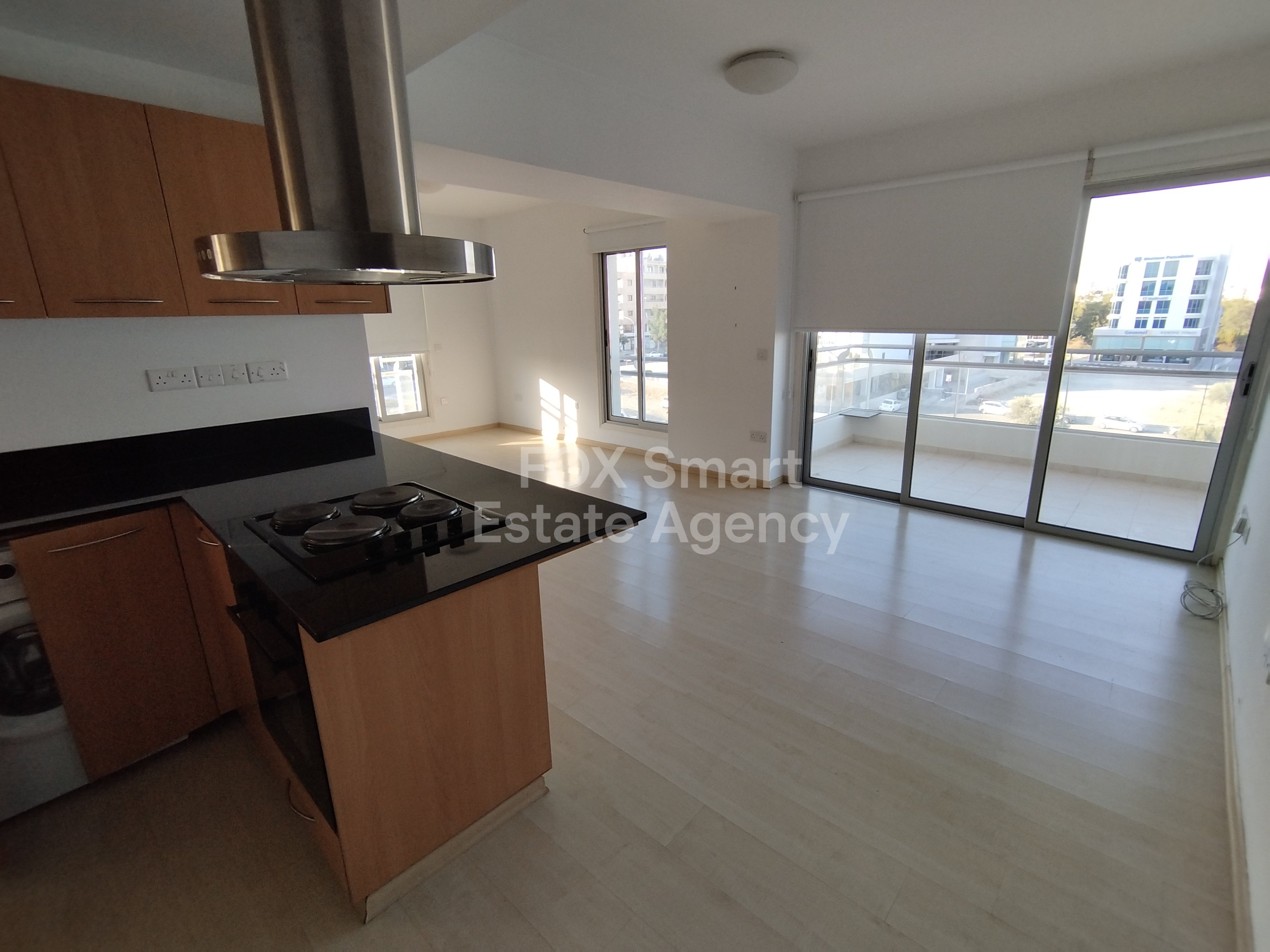 Unfurnished studio in Acropolis Strovolos.