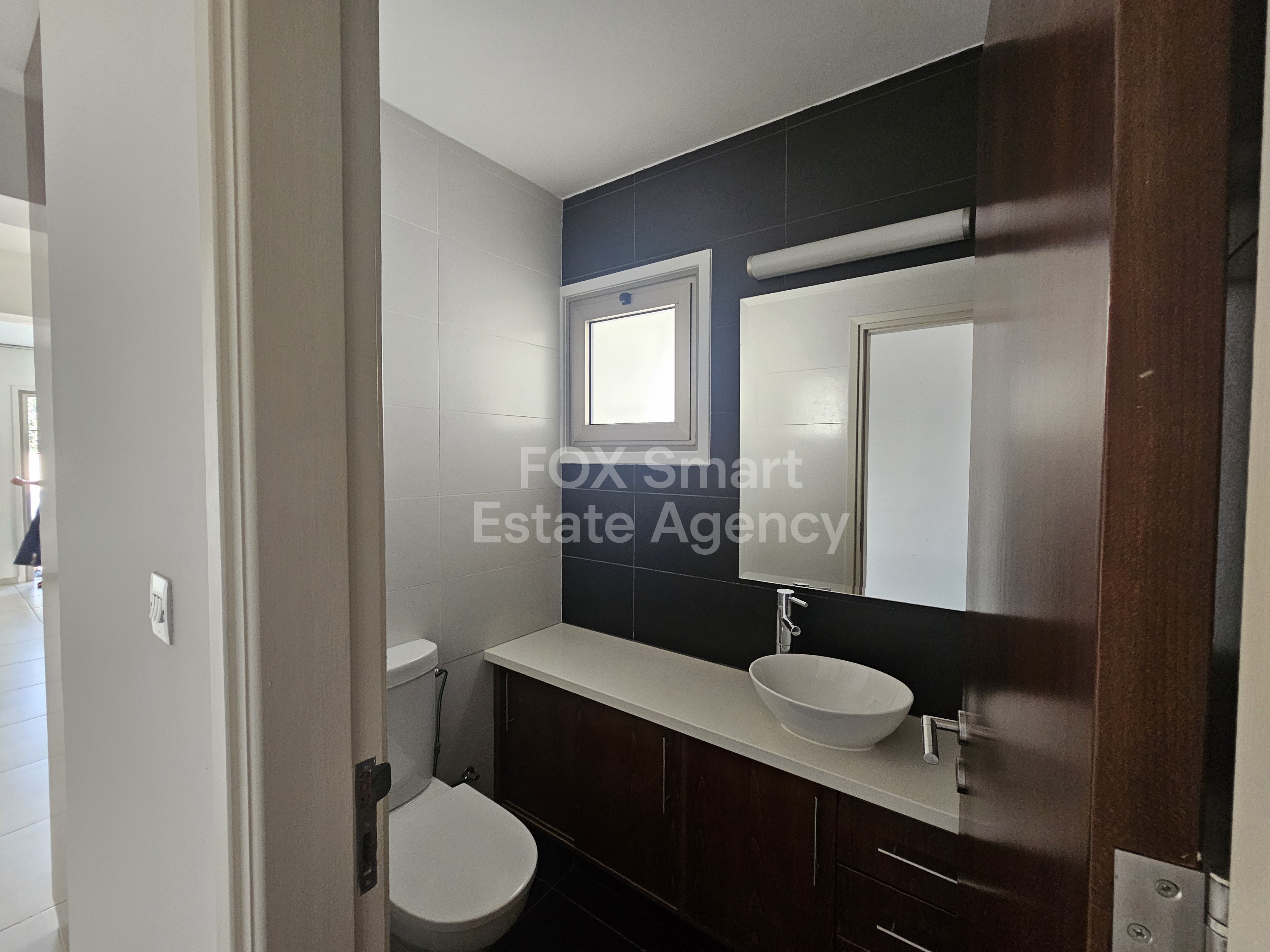 Modern & Spacious 2-Bedroom Apartment (93 sq.m. + 13 sq.m. veranda) in Acropolis, Nicosia (Near Armenias Avenue & City Centre)