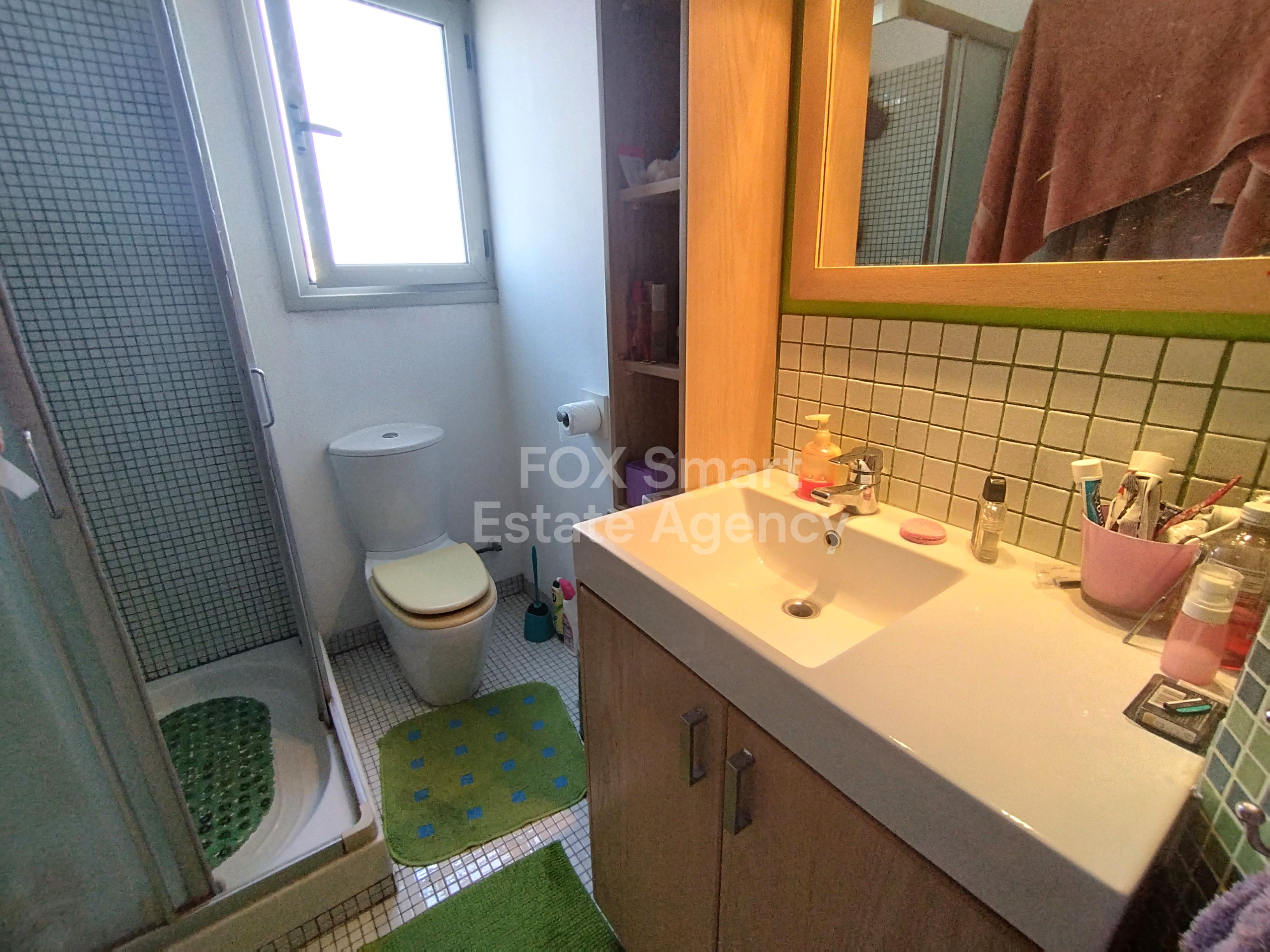 Space, Comfort & Location – 4-Bedroom Residence with Attic & Courtyard