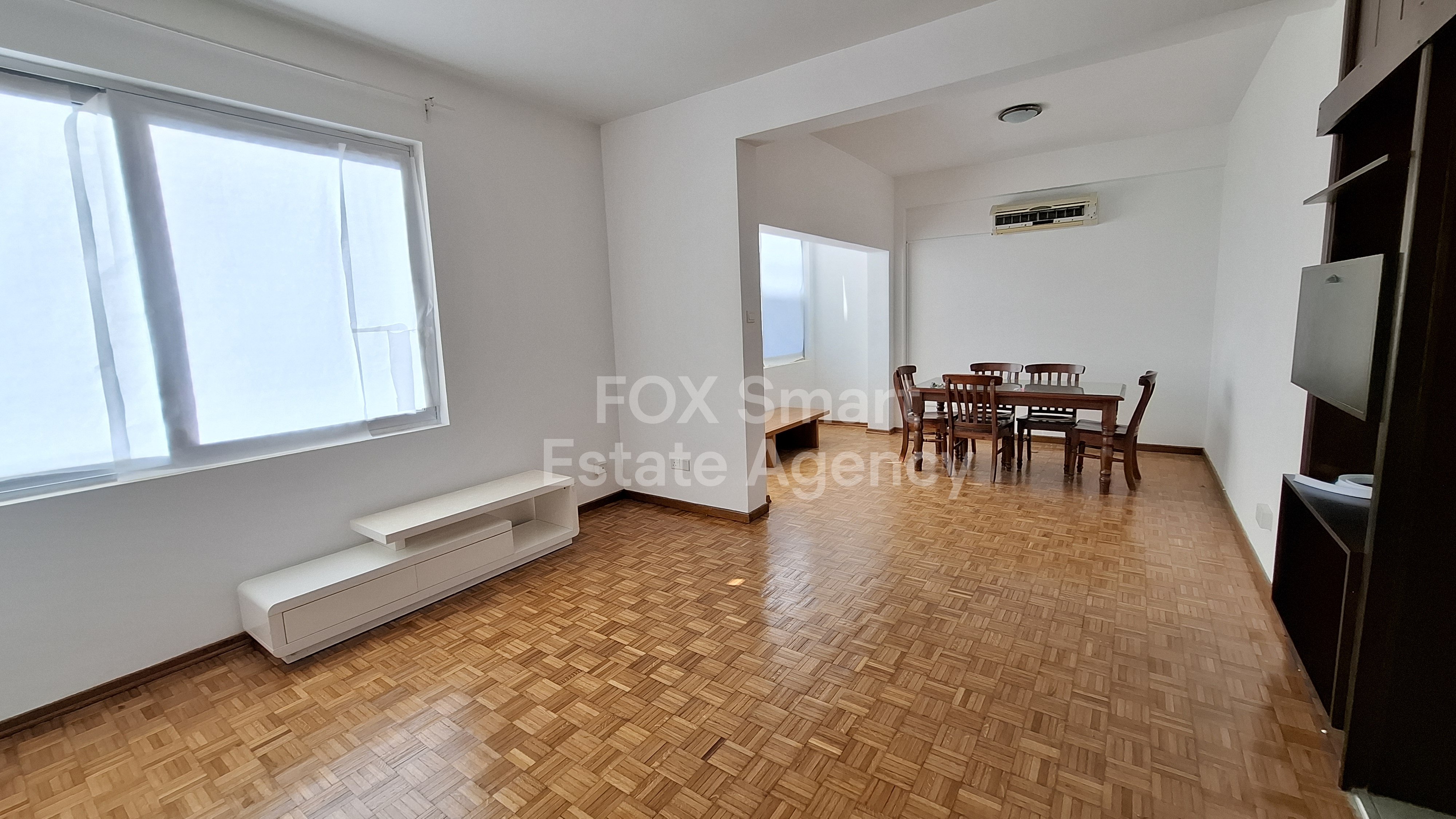 Central Location on Akropoleos Avenue