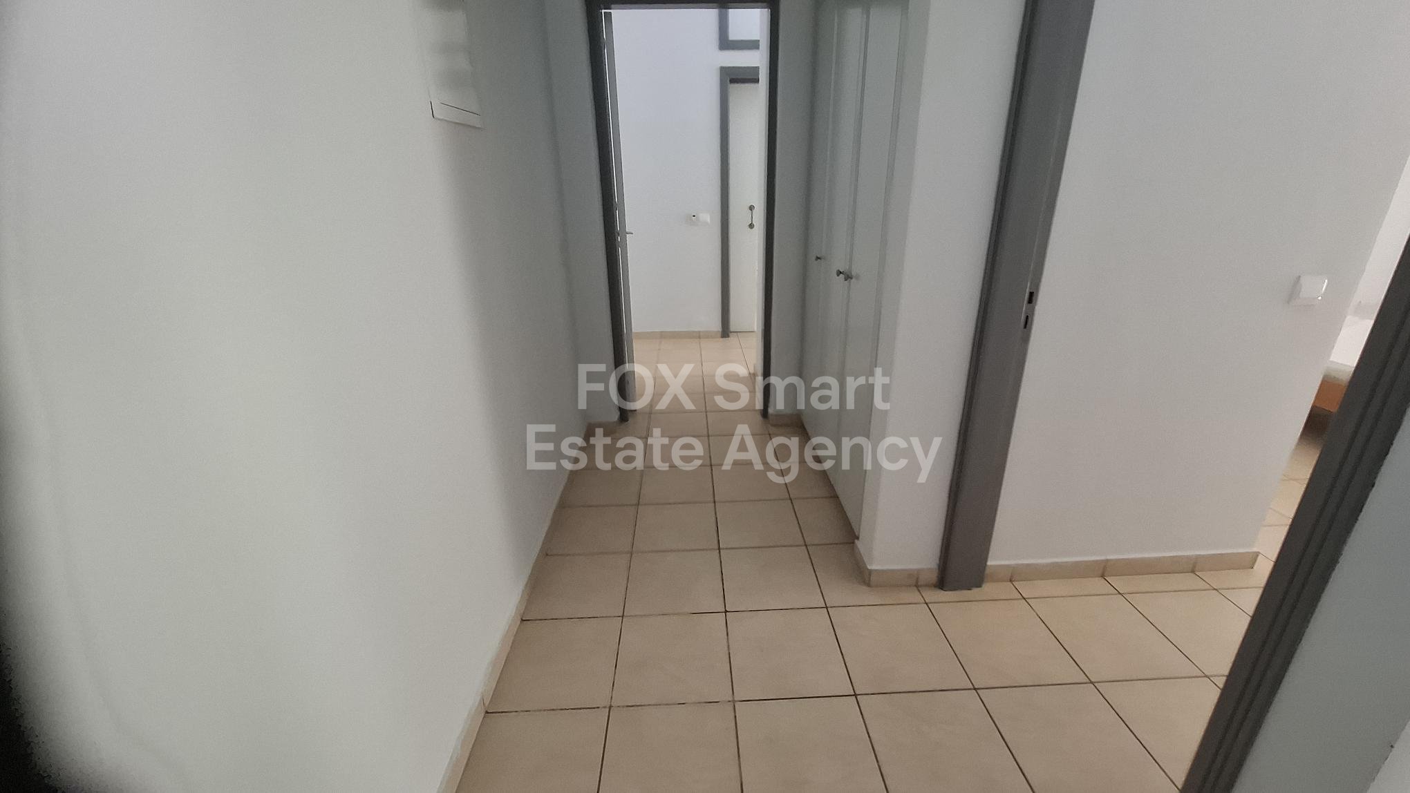 For Rent: 2-Bedroom Ground Floor Apartment with Spacious Yard, near Mikel Aglatzias