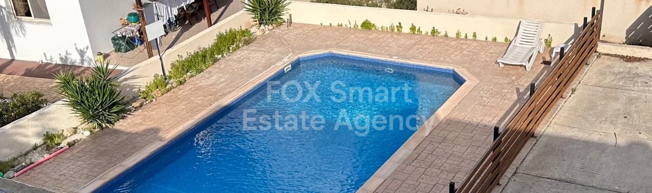 Apartment in Pegeia - Image 3