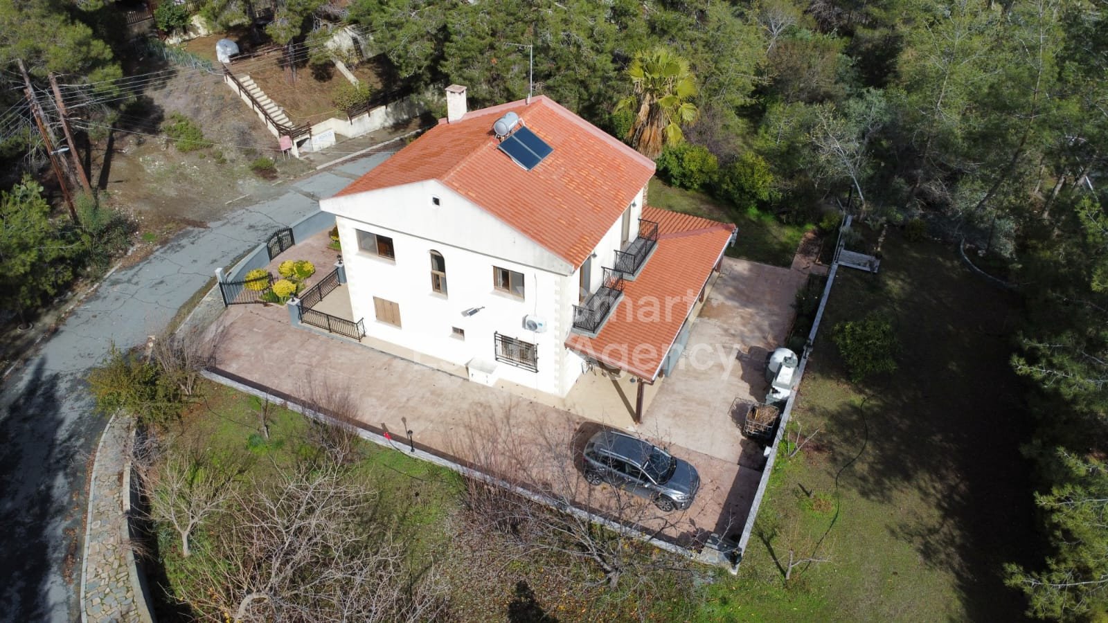 House in Moniatis - Image 3